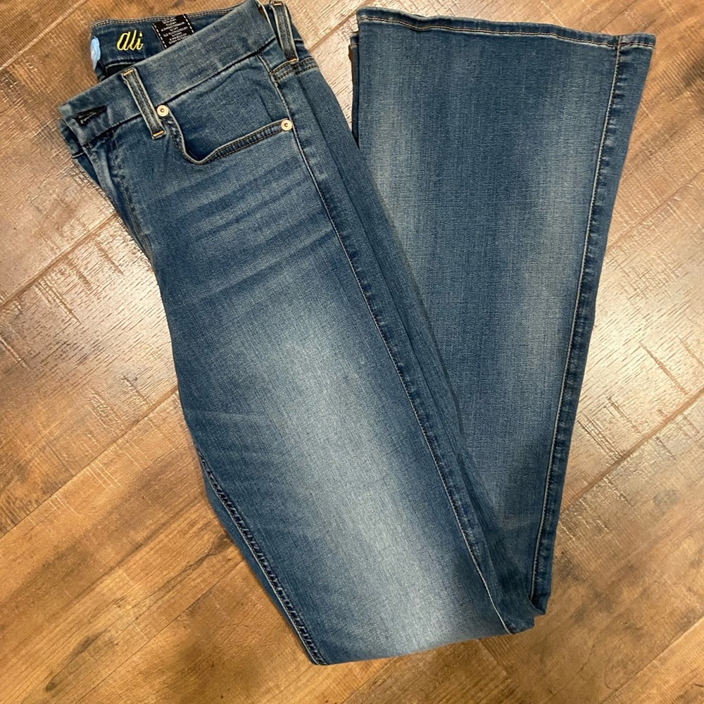 New condition Seven jeans